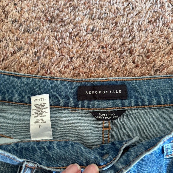 Aeropostale Mom Jeans - Picture 4 of 5